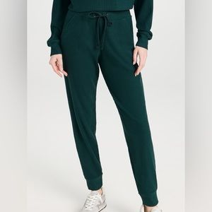 Alo muse sweatpants - emerald - limited edition